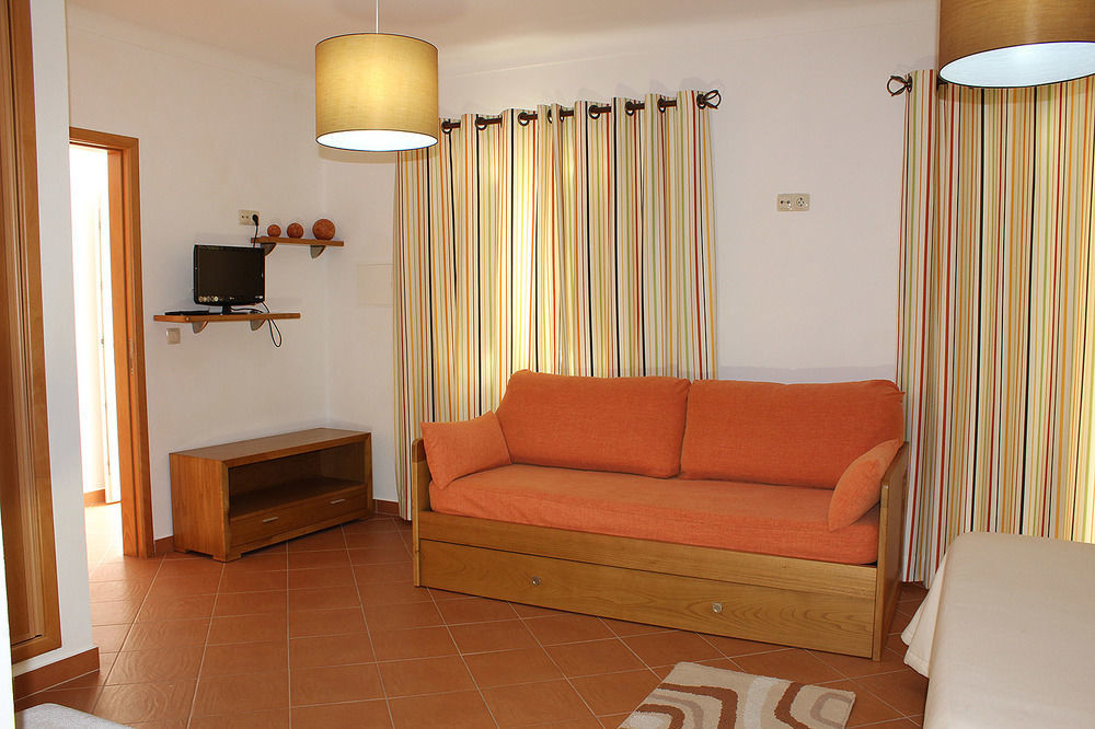 Apartamentos Pátio Victória - by Portugalferias Vila Nova de Milfontes Exterior foto